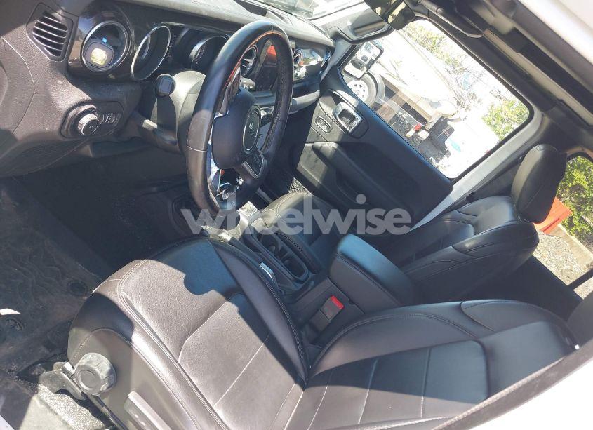 Photo 19 of 2021 Jeep Wrangler UNLIMITED SAHARA ALTITUDE 4X4 (VIN 1C4HJXEN2MW528137)