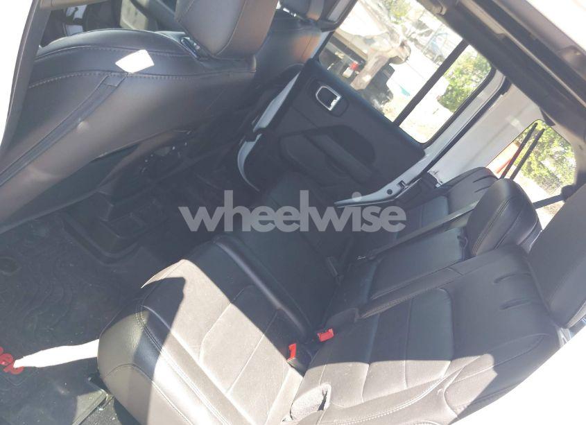 Photo 21 of 2021 Jeep Wrangler UNLIMITED SAHARA ALTITUDE 4X4 (VIN 1C4HJXEN2MW528137)