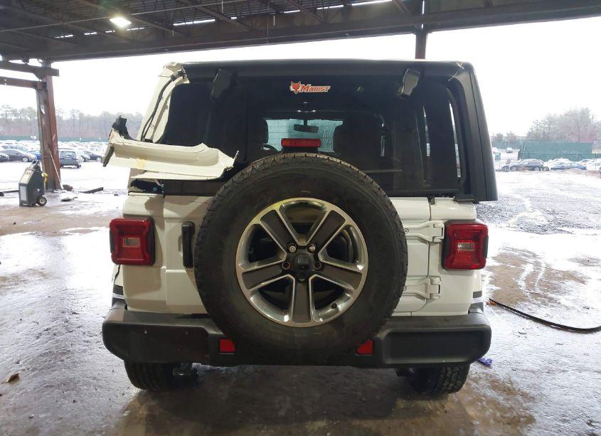 Photo 16 of 2021 Jeep Wrangler UNLIMITED SAHARA 4X4 (VIN 1C4HJXEN2MW704359)