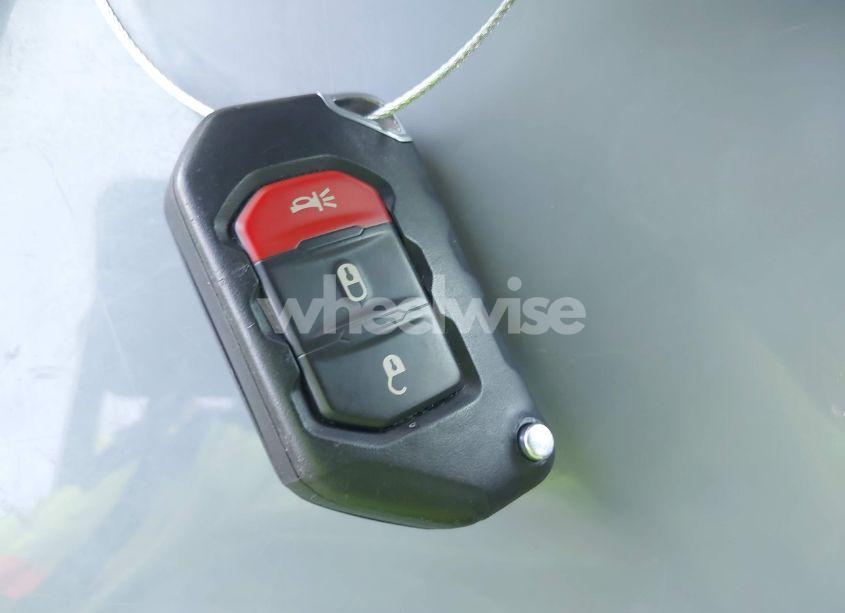 Photo 11 of 2022 Jeep Wrangler UNLIMITED SAHARA 4X4 (VIN 1C4HJXEN2NW194502)