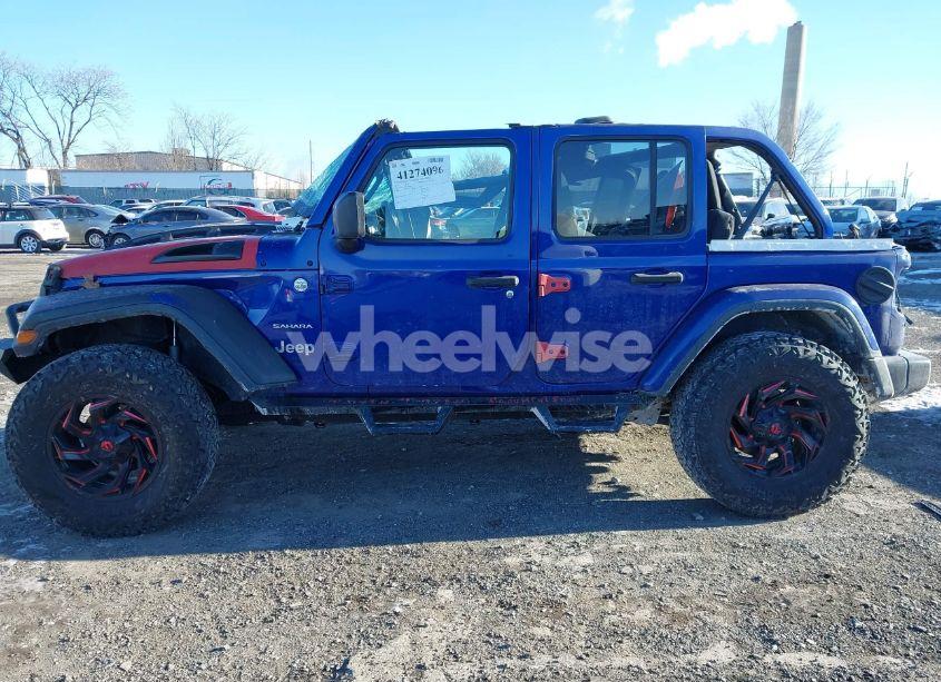 Photo 13 of 2018 Jeep Wrangler UNLIMITED SAHARA (VIN 1C4HJXEN3JW230594)