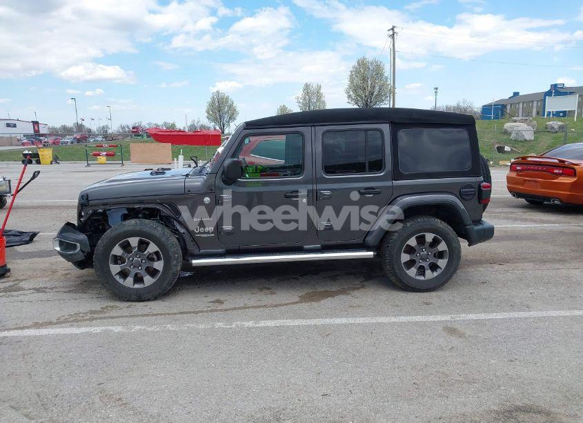 Photo 15 of 2019 Jeep Wrangler UNLIMITED SAHARA ALTITUDE 4X4 (VIN 1C4HJXEN3KW622167)