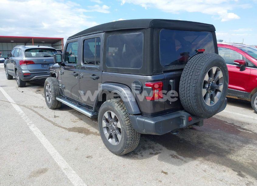 Photo 3 of 2019 Jeep Wrangler UNLIMITED SAHARA ALTITUDE 4X4 (VIN 1C4HJXEN3KW622167)