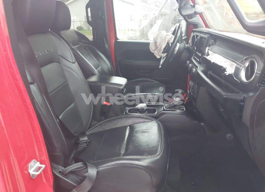 Photo 5 of 2020 Jeep Wrangler UNLIMITED SAHARA 4X4 (VIN 1C4HJXEN3LW232316)