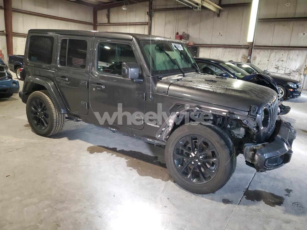 Photo 4 of 2020 JEEP WRANGLER UNLIMITED SAHARA (VIN 1C4HJXEN3LW344016)