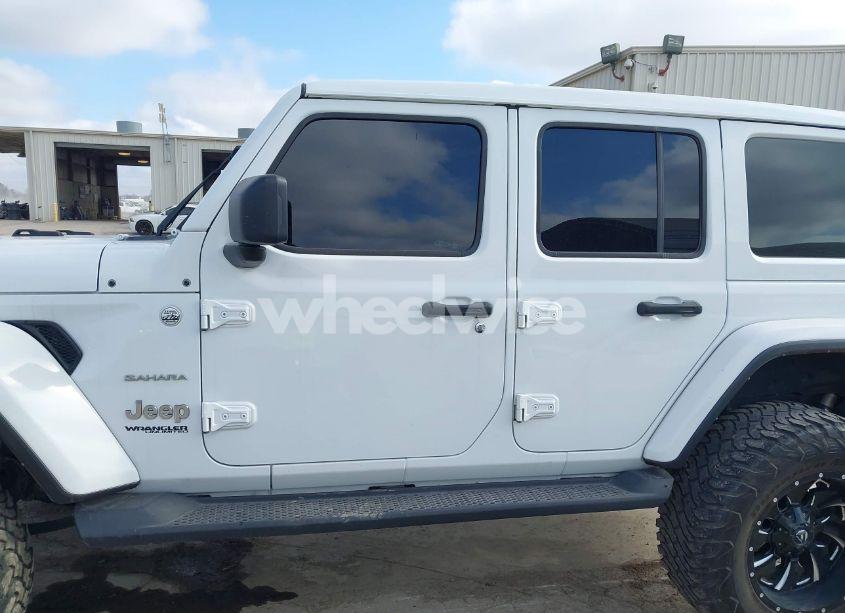 Photo 14 of 2021 Jeep Wrangler UNLIMITED SAHARA 4X4 (VIN 1C4HJXEN3MW717895)