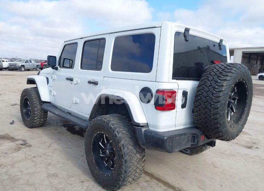 Photo 3 of 2021 Jeep Wrangler UNLIMITED SAHARA 4X4 (VIN 1C4HJXEN3MW717895)