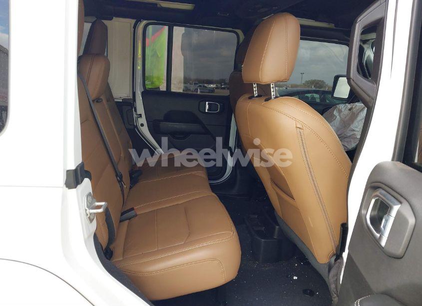 Photo 8 of 2021 Jeep Wrangler UNLIMITED SAHARA 4X4 (VIN 1C4HJXEN3MW717895)
