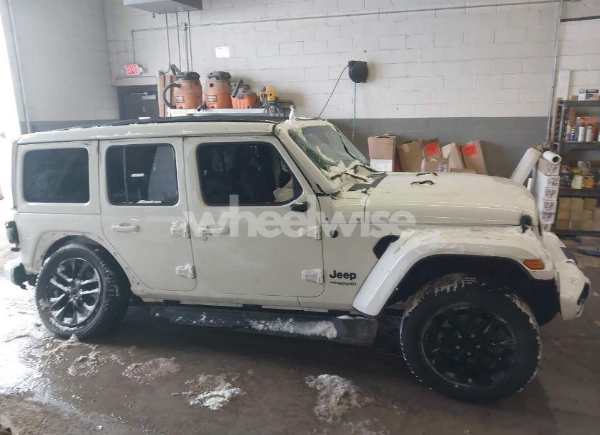 Photo 14 of 2022 Jeep Wrangler UNLIMITED HIGH ALTITUDE 4X4 (VIN 1C4HJXEN3NW222744)