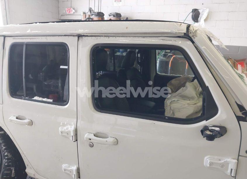 Photo 20 of 2022 Jeep Wrangler UNLIMITED HIGH ALTITUDE 4X4 (VIN 1C4HJXEN3NW222744)