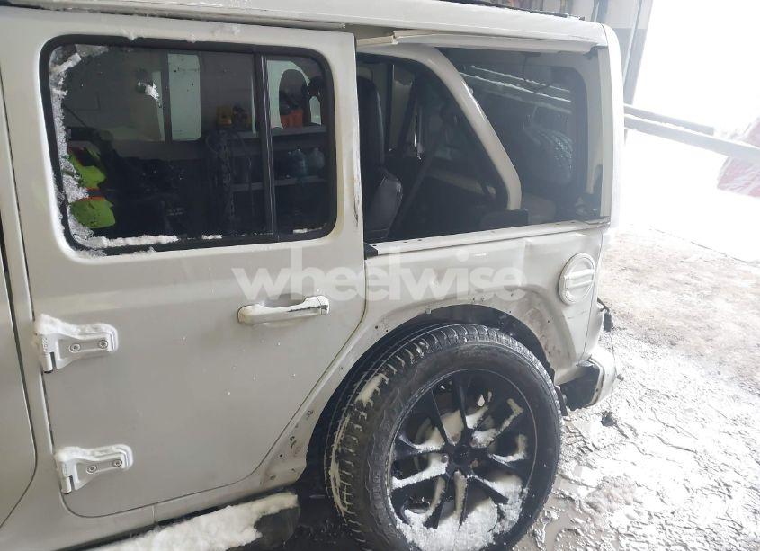 Photo 6 of 2022 Jeep Wrangler UNLIMITED HIGH ALTITUDE 4X4 (VIN 1C4HJXEN3NW222744)