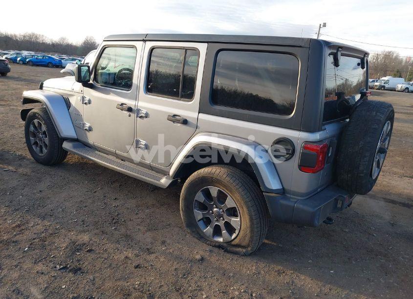 Photo 3 of 2018 Jeep Wrangler UNLIMITED SAHARA 4X4 (VIN 1C4HJXEN4JW173435)