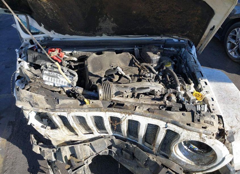 Photo 10 of 2019 Jeep Wrangler UNLIMITED SAHARA 4X4 (VIN 1C4HJXEN4KW526077)