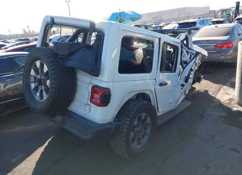 Photo 4 of 2019 Jeep Wrangler UNLIMITED SAHARA 4X4 (VIN 1C4HJXEN4KW526077)
