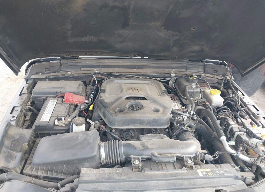Photo 10 of 2020 Jeep Wrangler UNLIMITED SAHARA 4X4 (VIN 1C4HJXEN4LW127736)