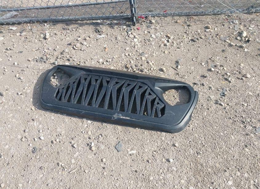 Photo 12 of 2020 Jeep Wrangler UNLIMITED SAHARA 4X4 (VIN 1C4HJXEN4LW127736)
