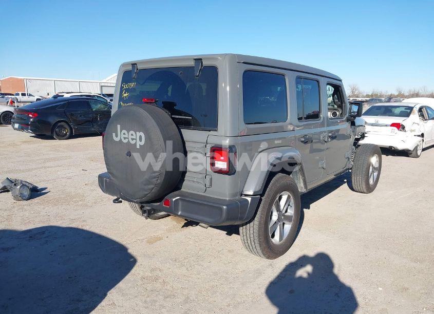 Photo 4 of 2020 Jeep Wrangler UNLIMITED SAHARA 4X4 (VIN 1C4HJXEN4LW310263)