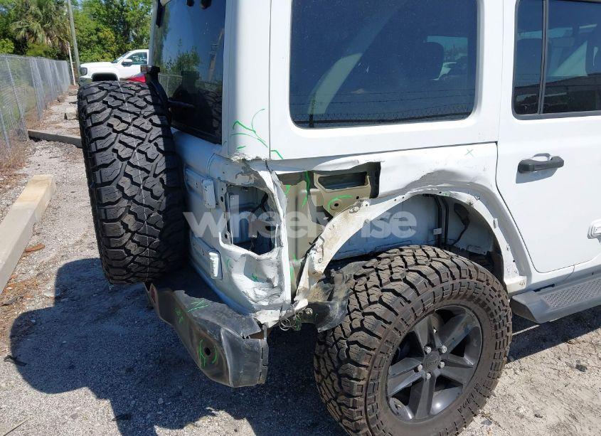 Photo 6 of 2020 Jeep Wrangler UNLIMITED SAHARA ALTITUDE 4X4 (VIN 1C4HJXEN4LW330867)