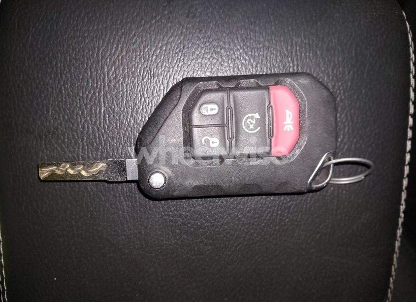 Photo 11 of 2021 Jeep Wrangler UNLIMITED SAHARA (VIN 1C4HJXEN4MW551838)