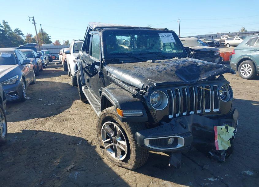 2022 Jeep Wrangler UNLIMITED SAHARA 4X4 (VIN 1C4HJXEN4NW262475) main photo