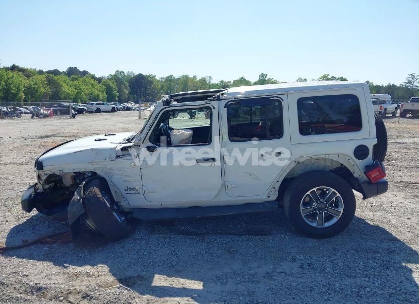 Photo 15 of 2019 Jeep Wrangler UNLIMITED SAHARA 4X4 (VIN 1C4HJXEN5KW509806)