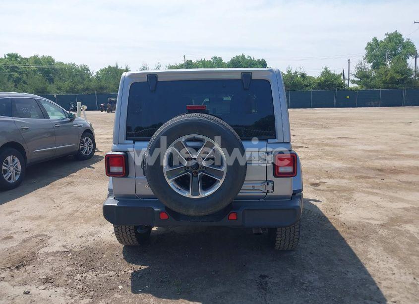 Photo 16 of 2019 Jeep Wrangler UNLIMITED SAHARA 4X4 (VIN 1C4HJXEN5KW542403)