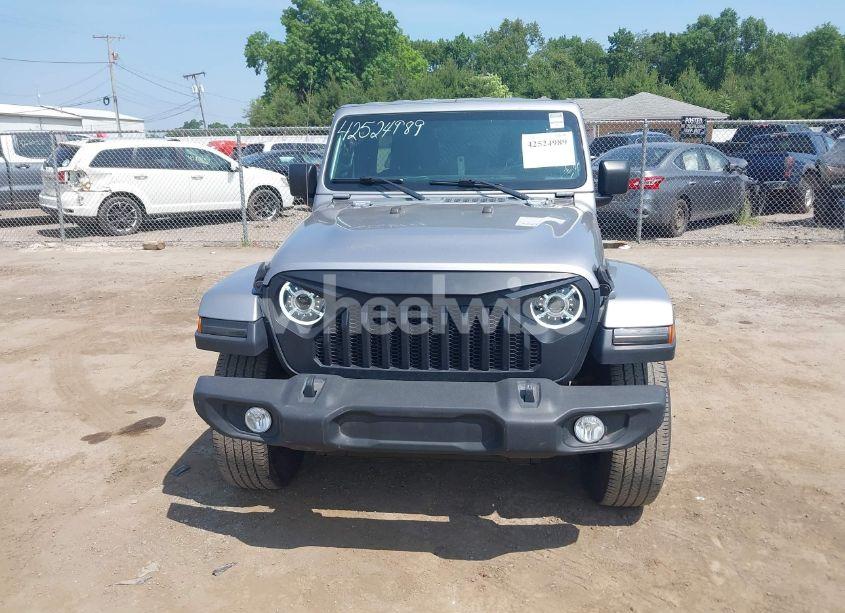 Photo 6 of 2019 Jeep Wrangler UNLIMITED SAHARA 4X4 (VIN 1C4HJXEN5KW542403)