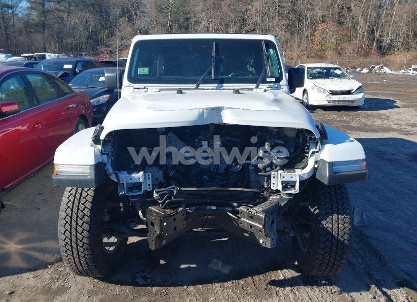 Photo 13 of 2020 Jeep Wrangler UNLIMITED SAHARA 4X4 (VIN 1C4HJXEN5LW194815)