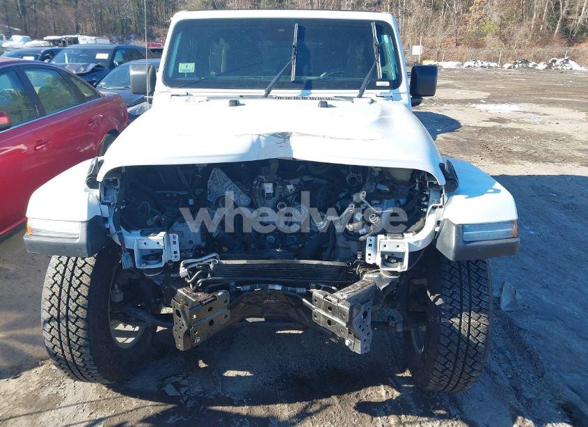 Photo 6 of 2020 Jeep Wrangler UNLIMITED SAHARA 4X4 (VIN 1C4HJXEN5LW194815)