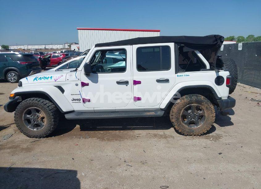Photo 14 of 2021 Jeep Wrangler UNLIMITED SAHARA 4X4 (VIN 1C4HJXEN5MW544607)