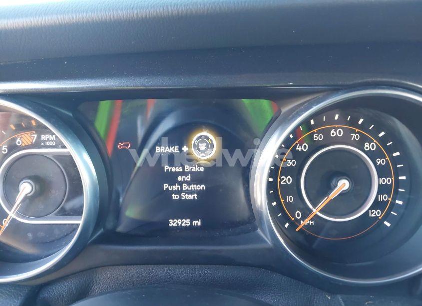 Photo 7 of 2020 Jeep Wrangler UNLIMITED SAHARA ALTITUDE 4X4 (VIN 1C4HJXEN6LW210682)