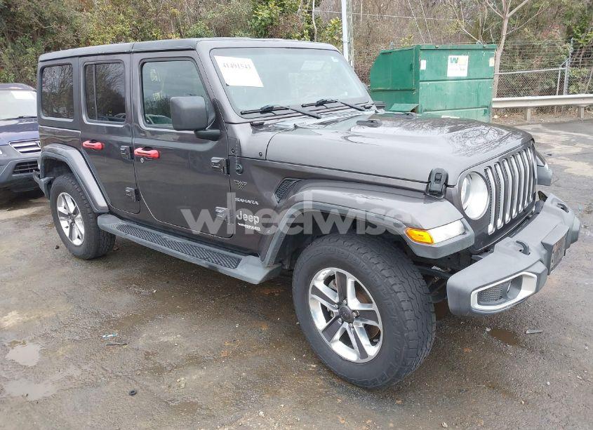 2020 Jeep Wrangler UNLIMITED SAHARA 4X4 (VIN 1C4HJXEN6LW256805) main photo