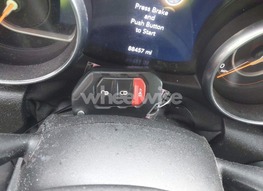 Photo 11 of 2020 Jeep Wrangler UNLIMITED SAHARA 4X4 (VIN 1C4HJXEN6LW256805)