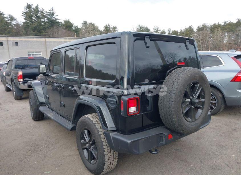 Photo 3 of 2022 Jeep Wrangler UNLIMITED SAHARA ALTITUDE 4X4 (VIN 1C4HJXEN6NW121231)
