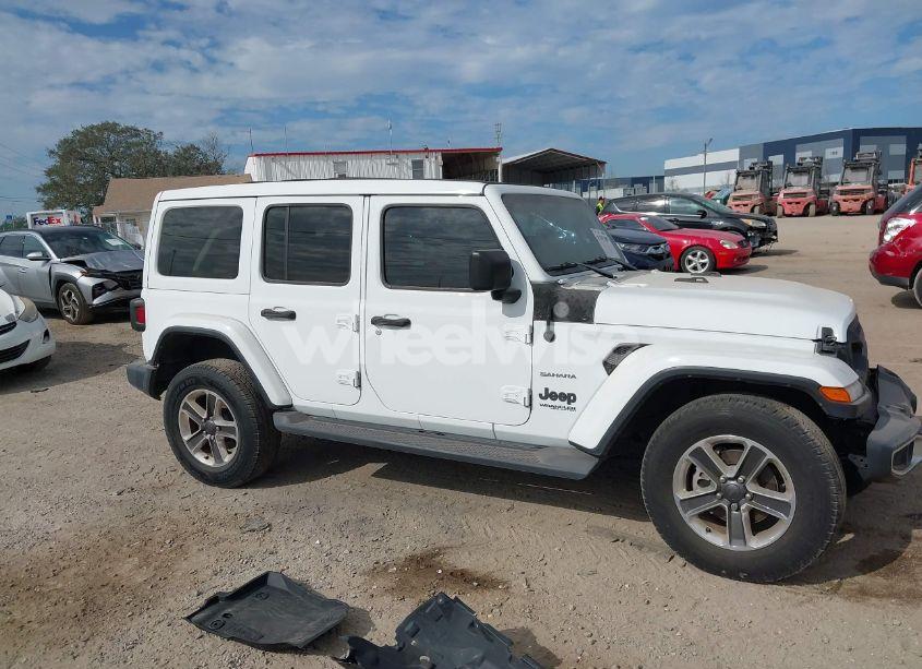 Photo 13 of 2020 Jeep Wrangler UNLIMITED SAHARA 4X4 (VIN 1C4HJXEN7LW104869)