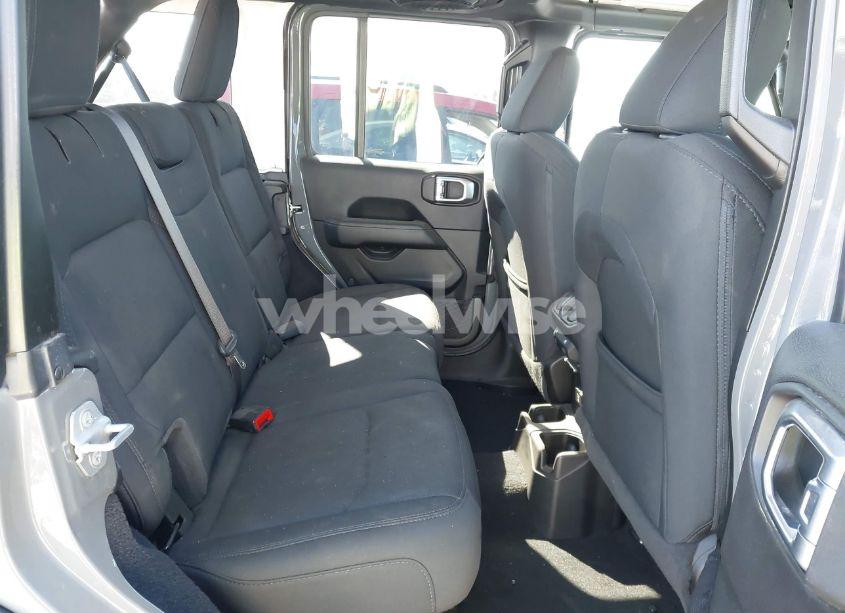 Photo 8 of 2020 Jeep Wrangler UNLIMITED SAHARA 4X4 (VIN 1C4HJXEN7LW114639)