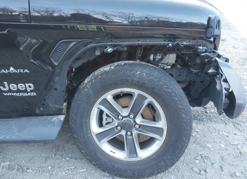 Photo 6 of 2020 Jeep Wrangler UNLIMITED SAHARA (VIN 1C4HJXEN7LW152887)