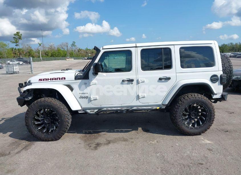 Photo 14 of 2020 Jeep Wrangler UNLIMITED SAHARA 4X4 (VIN 1C4HJXEN7LW213459)