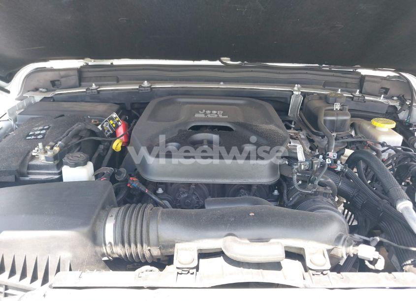 Photo 10 of 2021 Jeep Wrangler UNLIMITED SAHARA 4X4 (VIN 1C4HJXEN7MW518395)