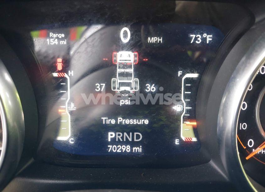 Photo 15 of 2018 Jeep Wrangler UNLIMITED SAHARA 4X4 (VIN 1C4HJXEN8JW329816)