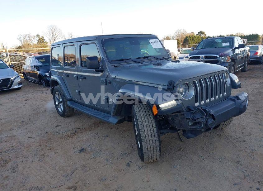 2019 Jeep Wrangler UNLIMITED SAHARA 4X4 (VIN 1C4HJXEN8KW597086) main photo