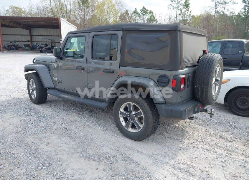 Photo 3 of 2019 Jeep Wrangler UNLIMITED SAHARA 4X4 (VIN 1C4HJXEN8KW624805)