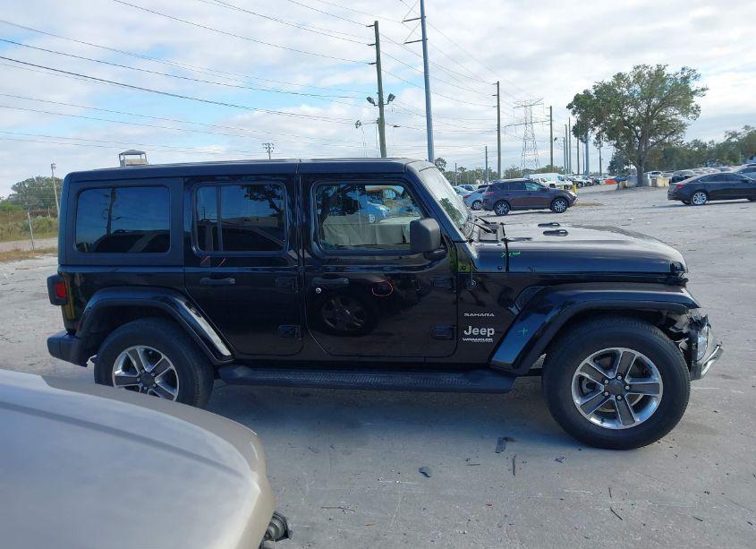 Photo 13 of 2020 Jeep Wrangler UNLIMITED SAHARA 4X4 (VIN 1C4HJXEN8LW199135)