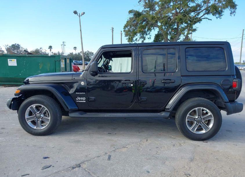 Photo 14 of 2020 Jeep Wrangler UNLIMITED SAHARA 4X4 (VIN 1C4HJXEN8LW199135)