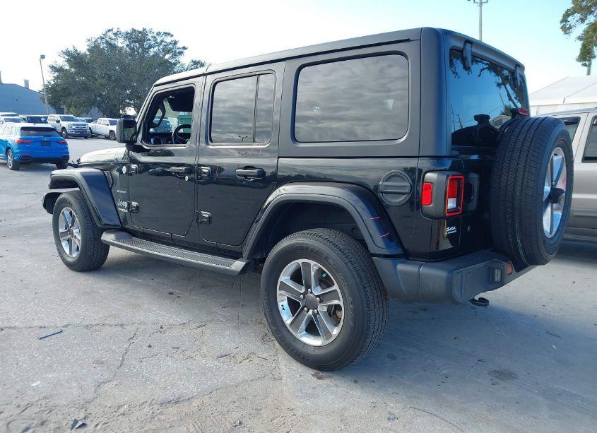 Photo 3 of 2020 Jeep Wrangler UNLIMITED SAHARA 4X4 (VIN 1C4HJXEN8LW199135)