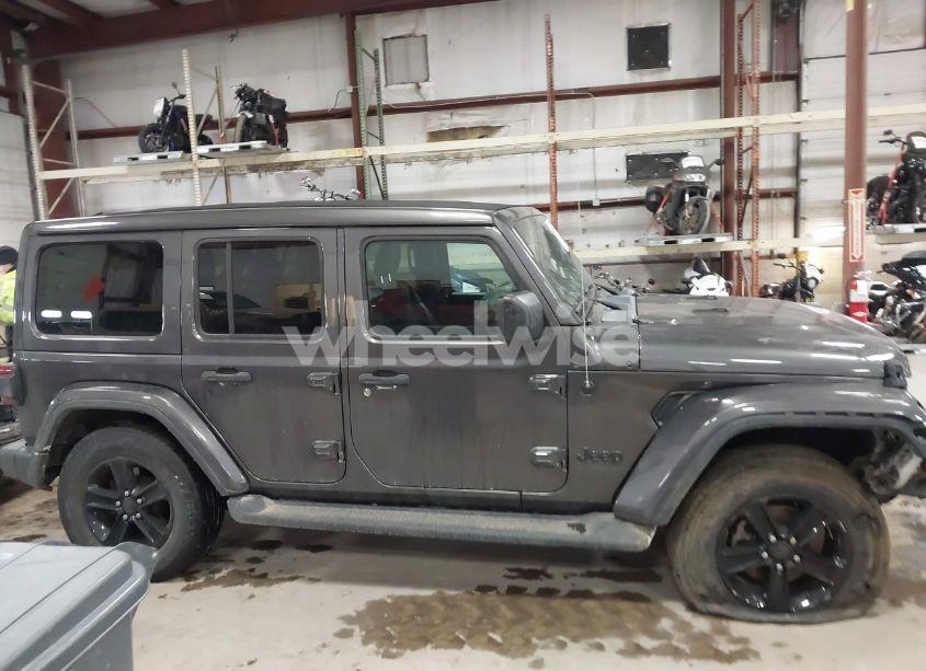 Photo 13 of 2020 Jeep Wrangler UNLIMITED SAHARA ALTITUDE 4X4 (VIN 1C4HJXEN8LW293757)