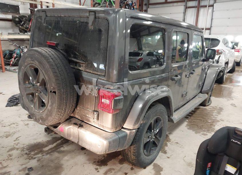 Photo 4 of 2020 Jeep Wrangler UNLIMITED SAHARA ALTITUDE 4X4 (VIN 1C4HJXEN8LW293757)