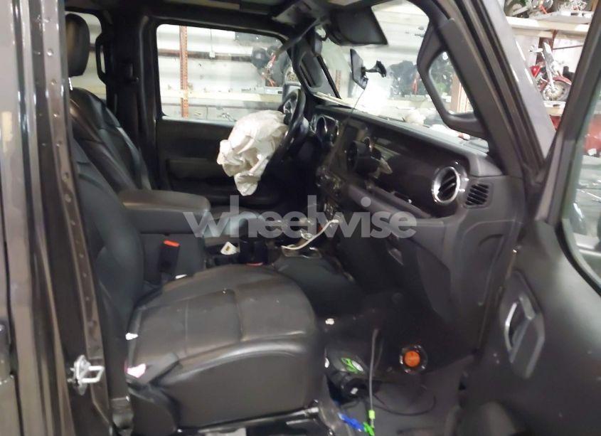 Photo 5 of 2020 Jeep Wrangler UNLIMITED SAHARA ALTITUDE 4X4 (VIN 1C4HJXEN8LW293757)