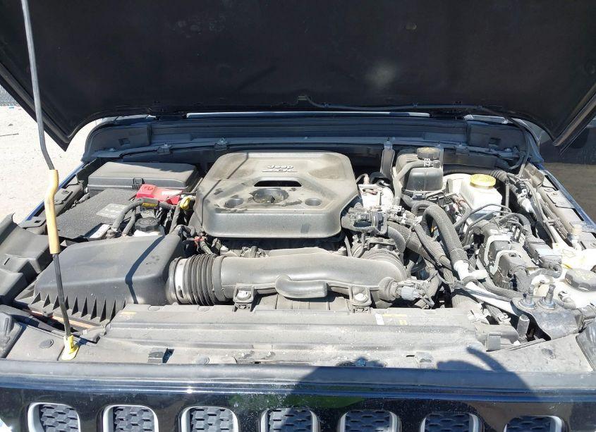 Photo 10 of 2021 Jeep Wrangler UNLIMITED SAHARA 4X4 (VIN 1C4HJXEN8MW544889)