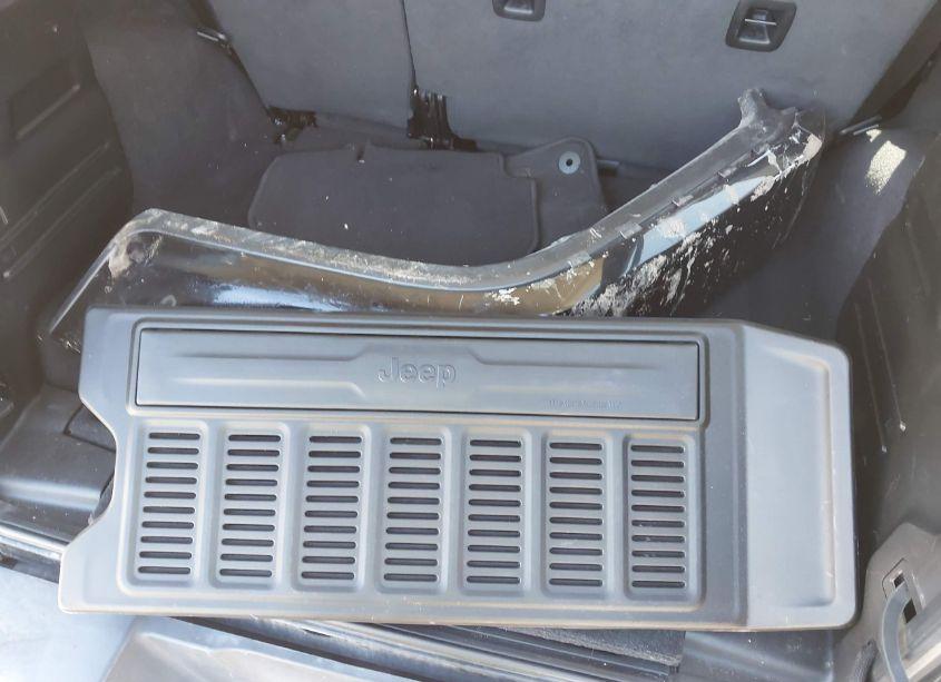 Photo 11 of 2021 Jeep Wrangler UNLIMITED SAHARA 4X4 (VIN 1C4HJXEN8MW544889)